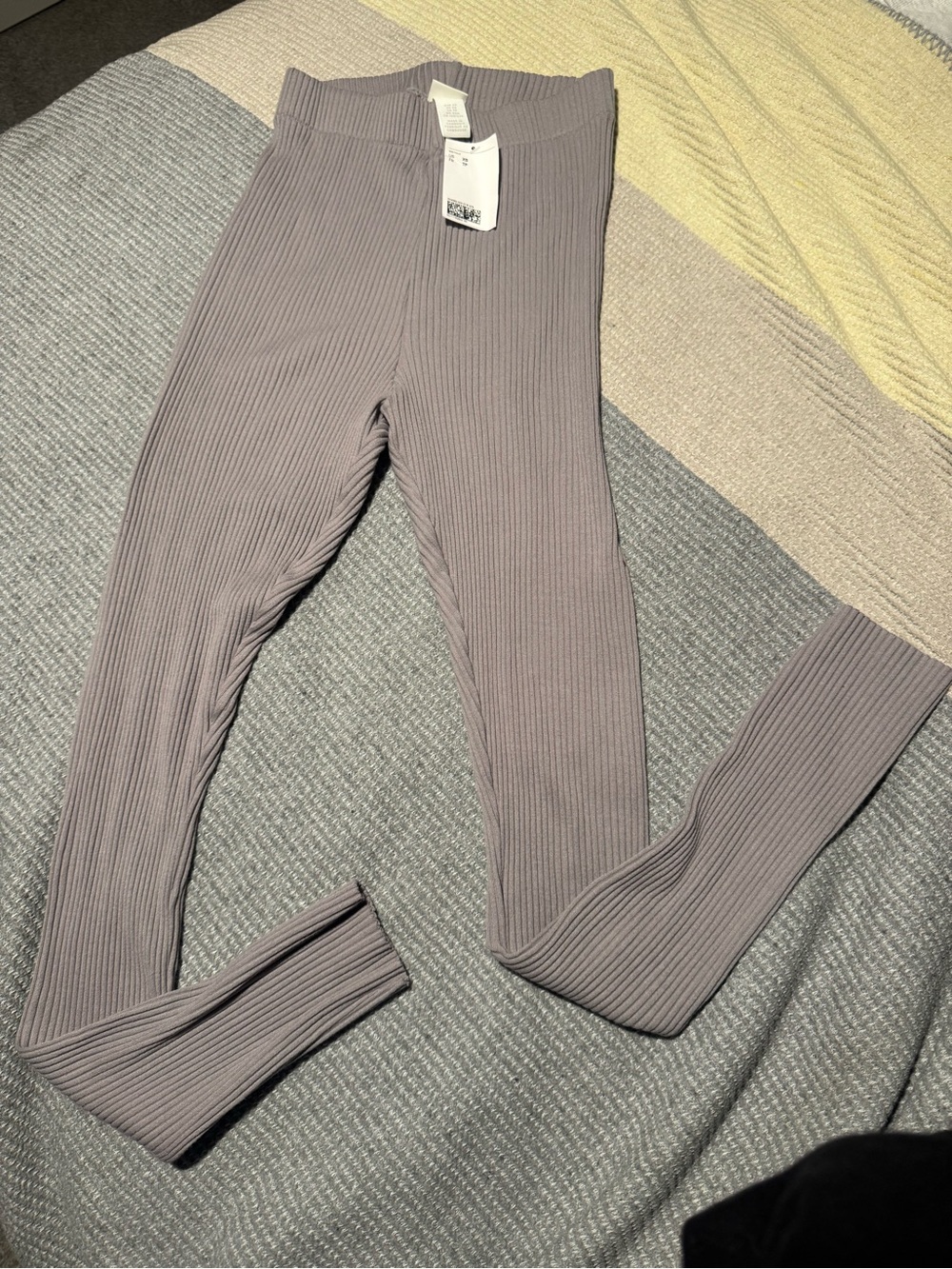 H&M Ribbed Leggings in Light Gray
